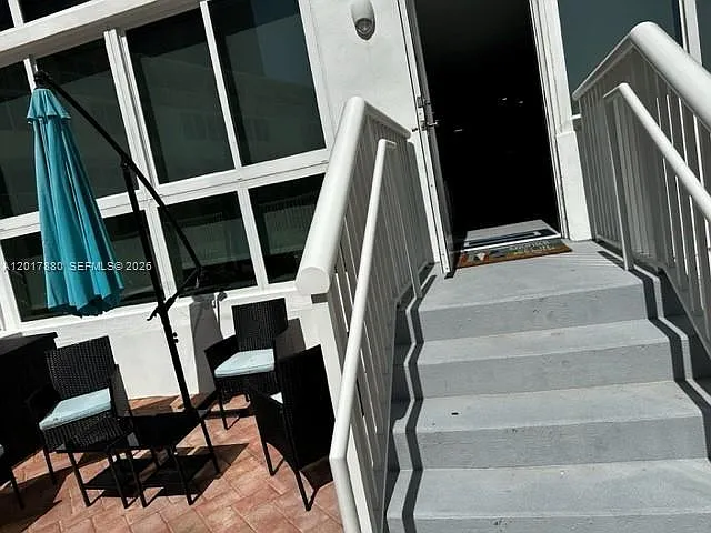 5401 Collins Ave #128 — Photo 52