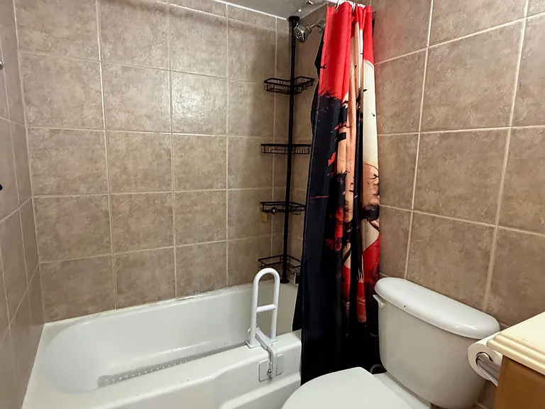 2607 NE 8th Ave #3 — Photo 11