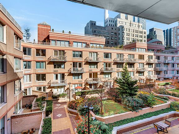 5th image of 393 E 49th St #4EE