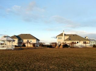 32 Garrett Ln, Wantage, NJ 07461