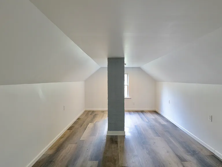 1217 Tioga Ave — Photo 4