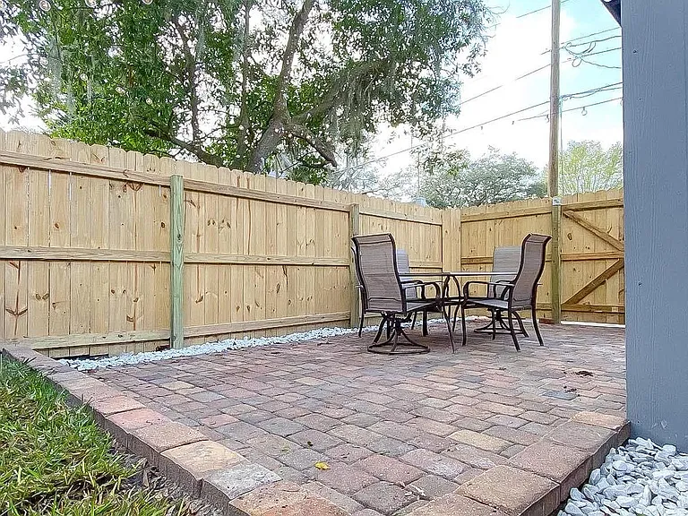 1105 N Hampton Ave #1105 — Photo 4