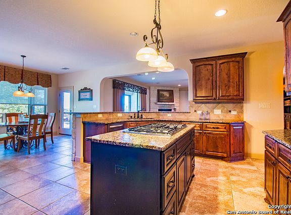 4th image of 2634 Black Bear Dr