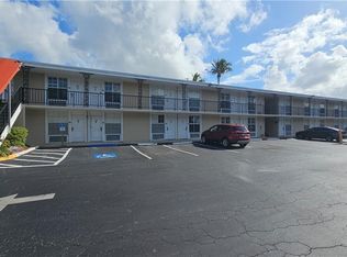 2555 N 9th St #202, Naples, FL 34103