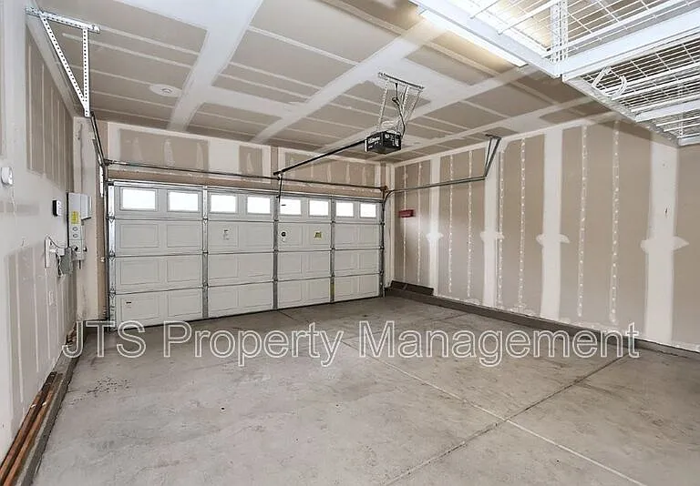 4086 Pinoche Peak Way — Photo 34