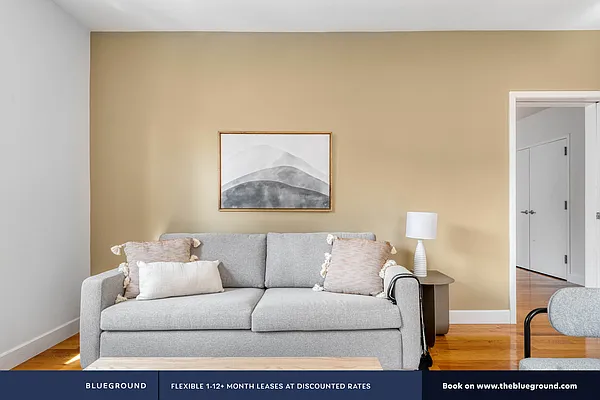 Rented by The Blueground | media 44