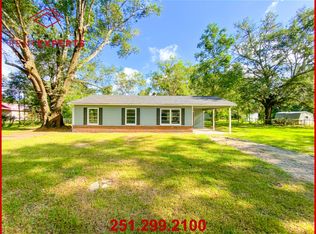 199 Sheffield Cir S, Creola, AL 36525
