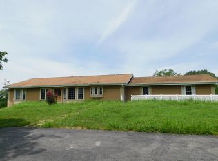 8383 Old Lemay Ferry Rd, Hillsboro, MO 63050