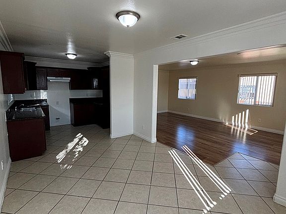 4th image of 437 E 109th St #437