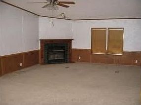 2nd image of 211 Kelso Ct