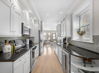 18 Cooper St #4, Boston, MA 02113