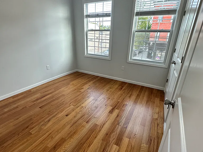 156 Midland Ave #1 — Photo 5