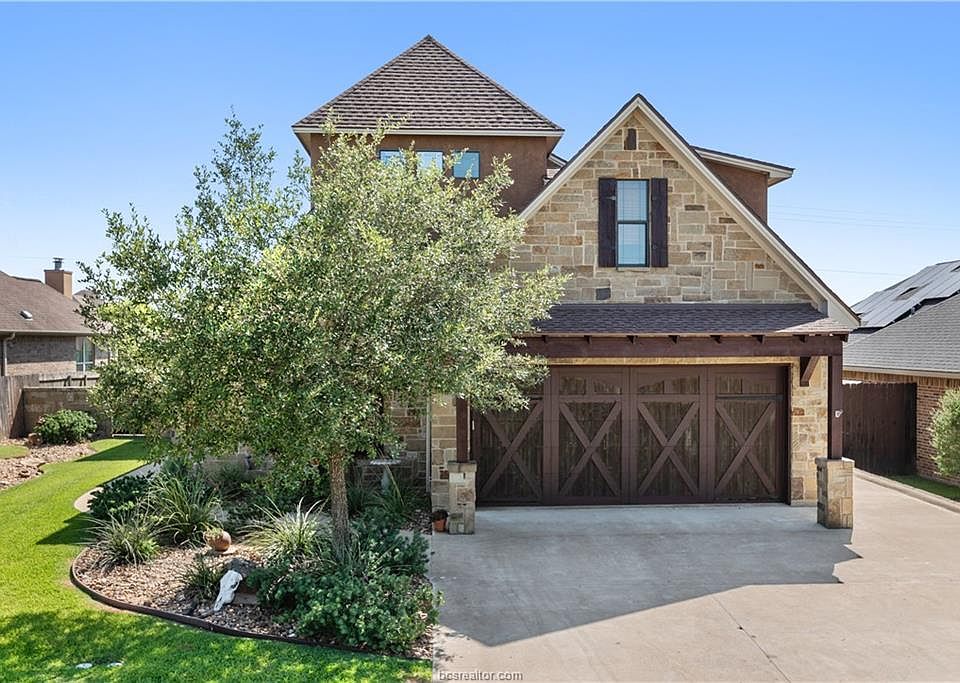 1st image of 2440 Stone Castle Cir
