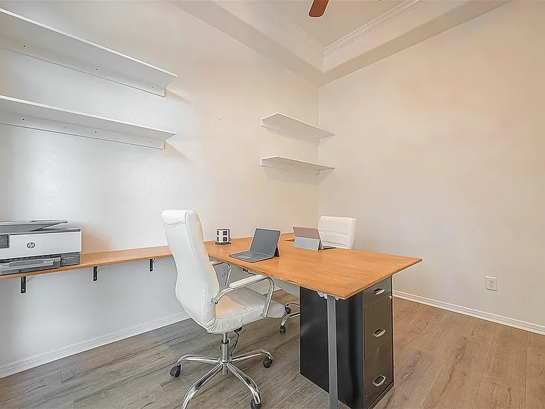 8722 Adrienne Dr — Photo 7