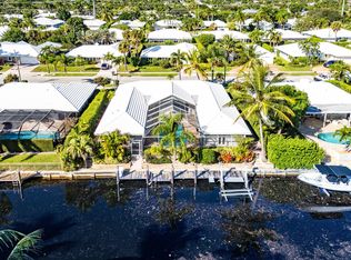 1332 SW Tamarind Way, Boca Raton, FL 33486