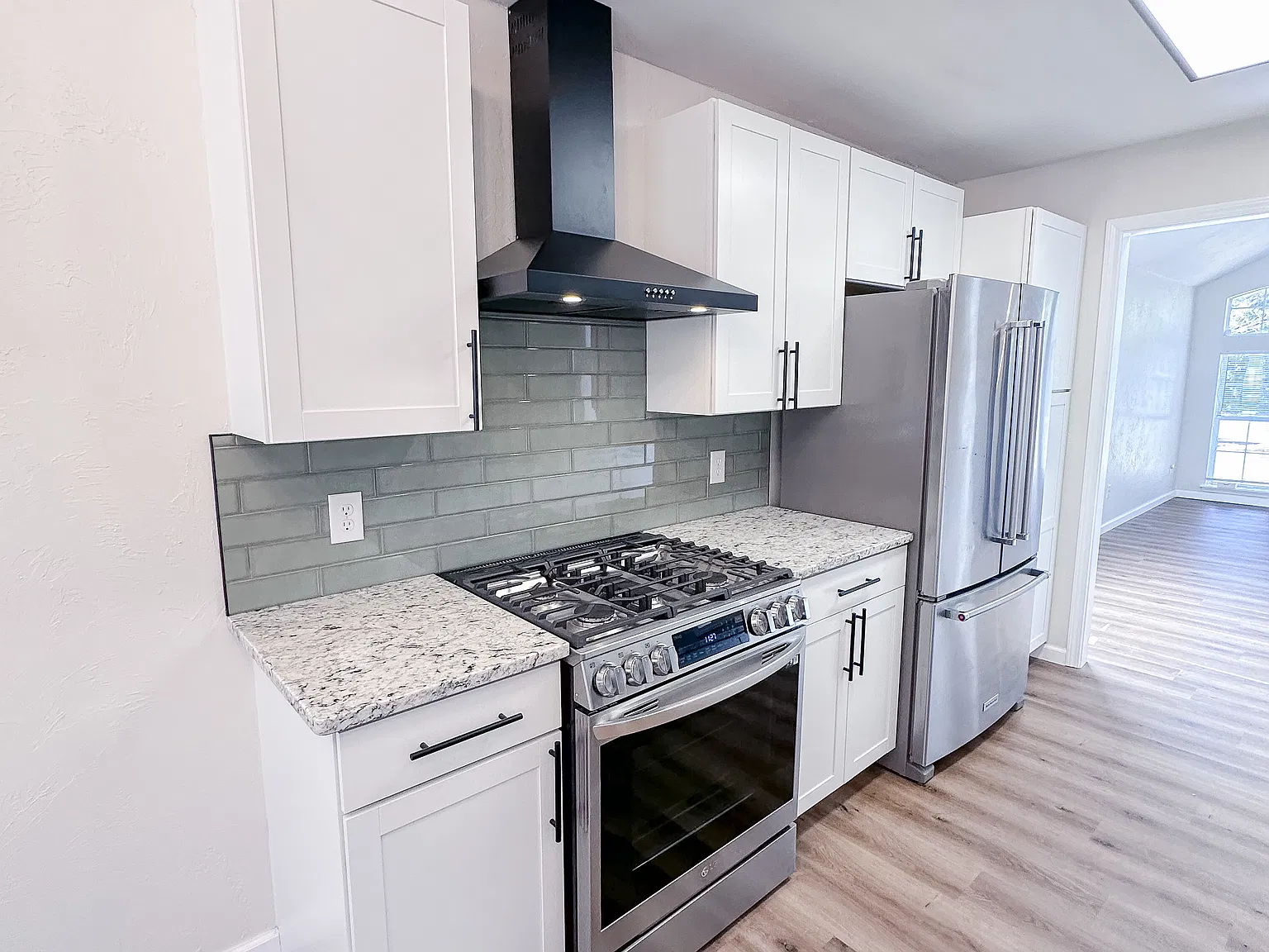 3 bed, 1671 sqft, $2,200 — Photo 3