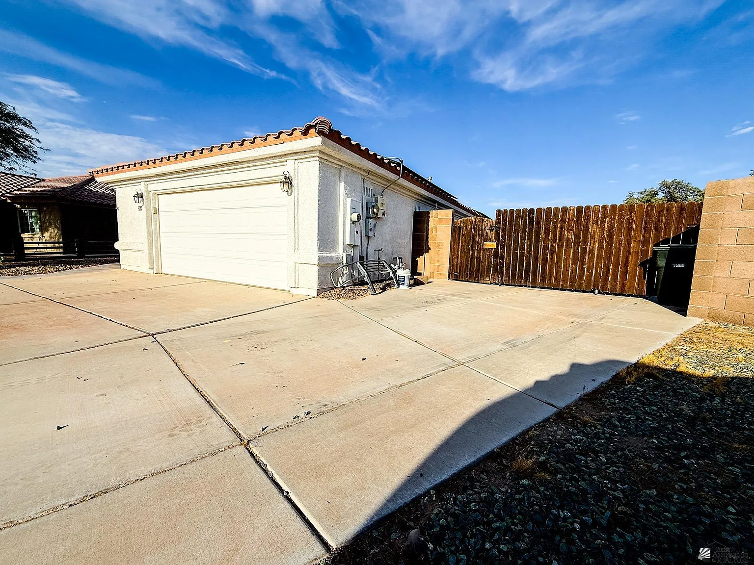 3 bed, 2.0 bath, 1597 sqft, $2,195 — Photo 4