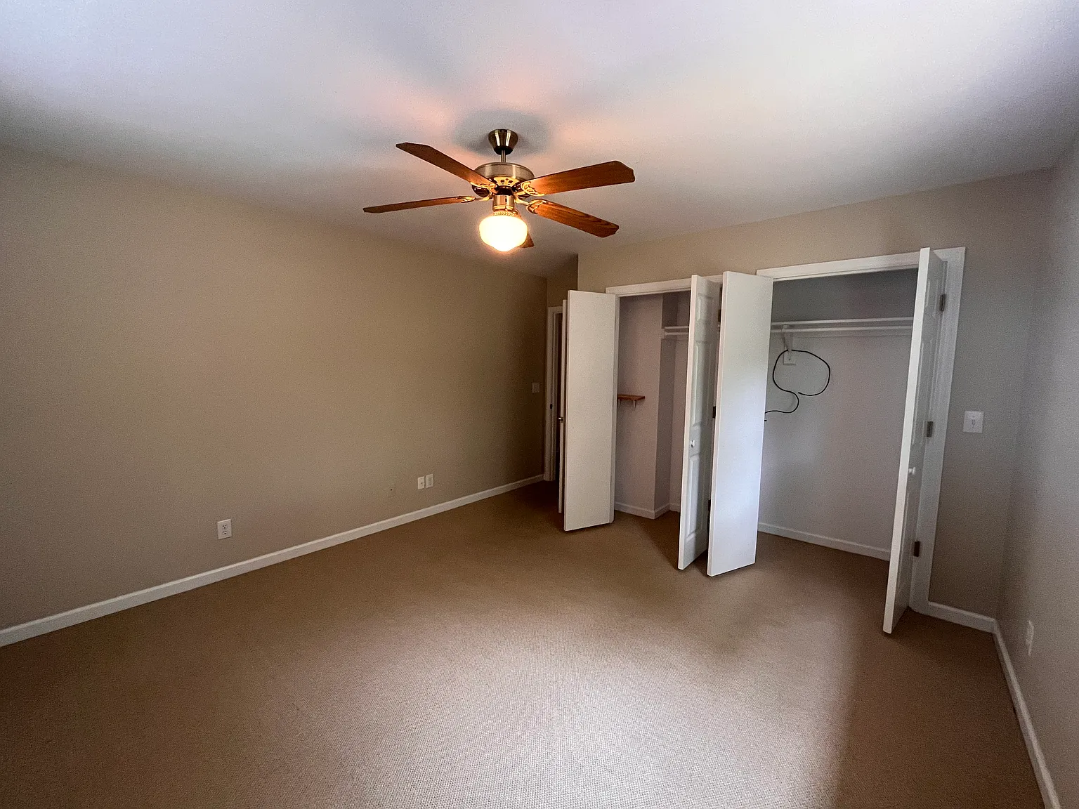 1 bed, 728 sqft, $1,095 — Photo 3