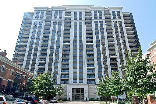1st image of 1322 S Prairie Ave Unit 1307