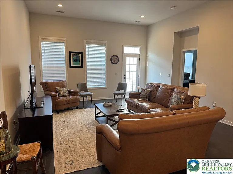 4083 Fritz Pl — Photo 3