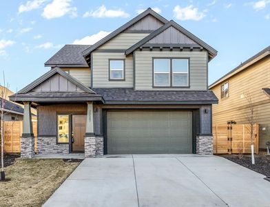 20587 Kira Dr #379, Bend, OR, 97702