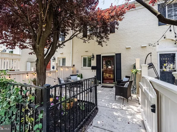 1405 N Van Dorn St #A, Alexandria, VA 22304