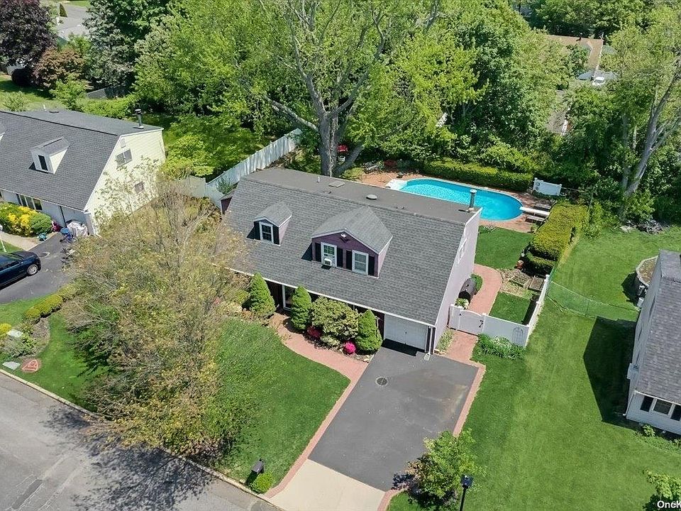 1st image of 129 Rosemont Avenue
