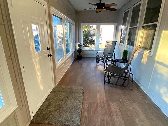 3rd image of 50 Lupton Ave