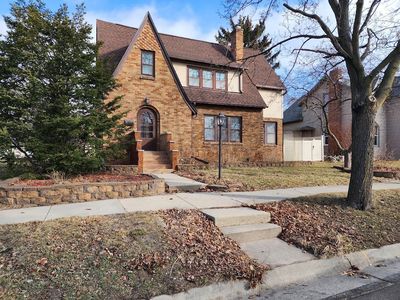 525 West Cook Street, Portage, WI, 53901