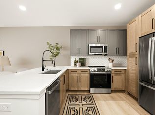 Laurent, Charlotte, NC 28277