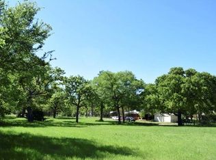 6715 Calender Rd, Arlington, TX 76001