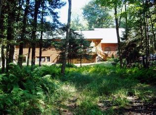 111 Loggers Trl, Old Forge, NY 13420