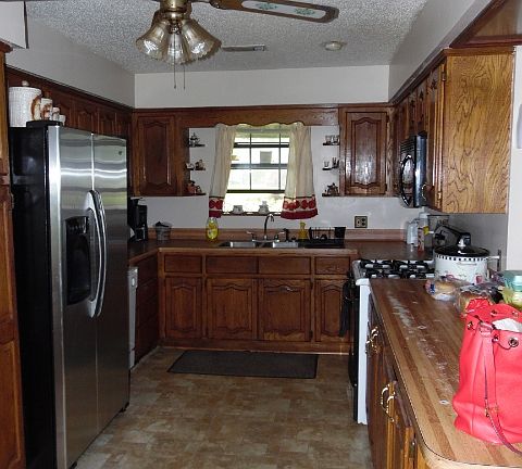 3rd image of 1803 County Road 4117