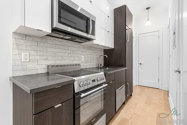 Rented by Mirador Real Estate | media 13