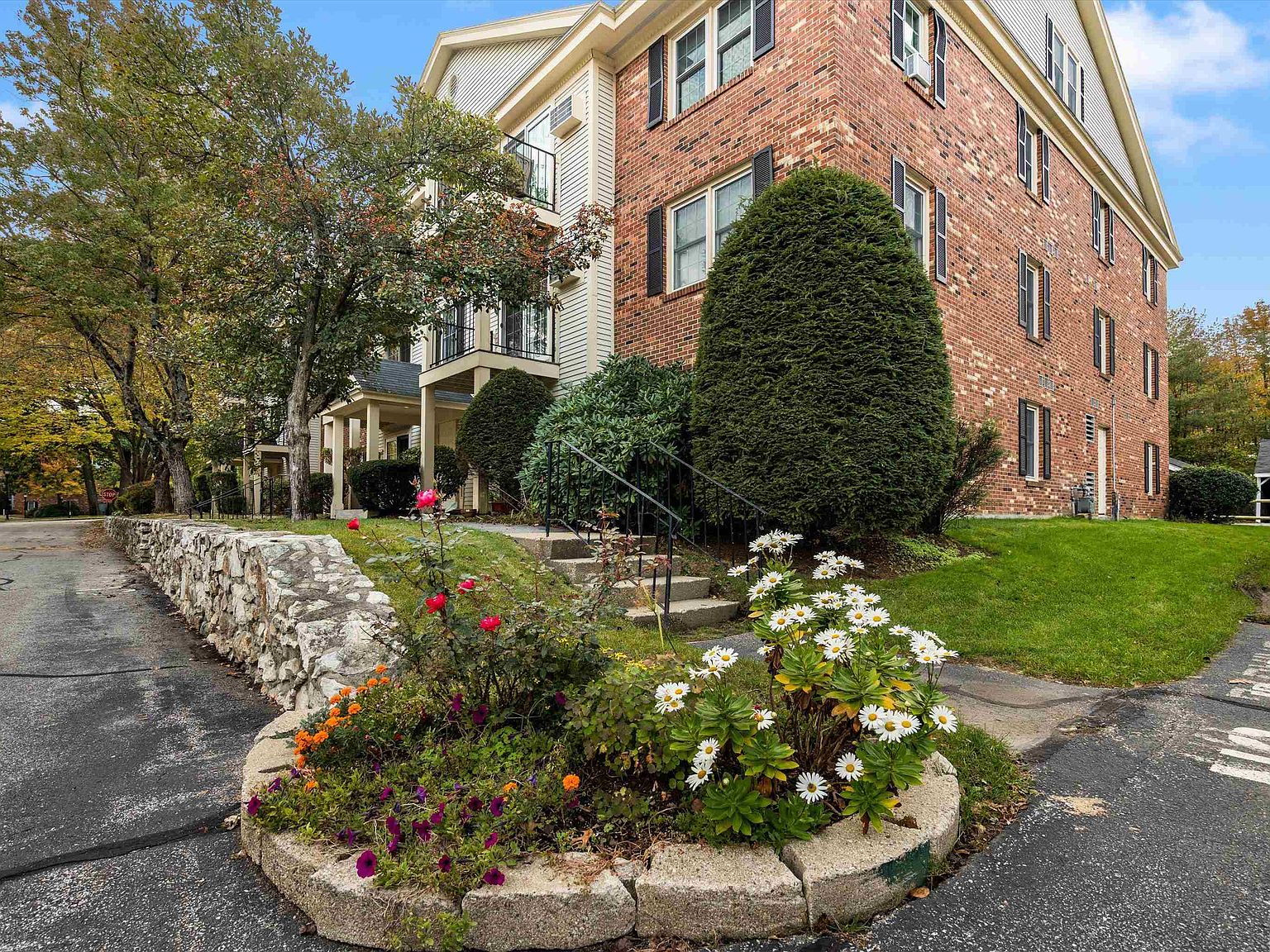 1 Northbrook Drive UNIT 108, Manchester, NH 03102 Zillow