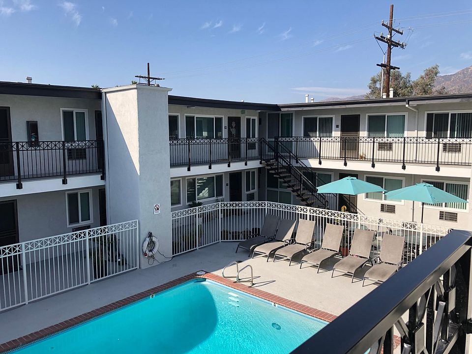 1st image of 441 Burchett St #218