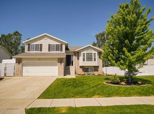 4867 S 3975 W, Roy, UT 84067