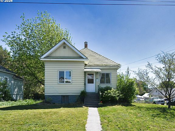 3rd image of 402/404 NW 7th St