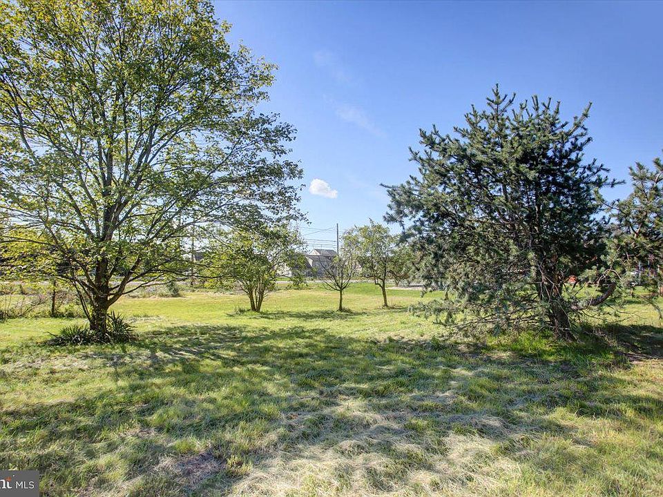 1st image of 3625 Buchanan Trl W Lot 2
