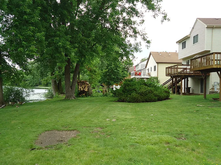 2539 Brunswick Cir — Photo 19