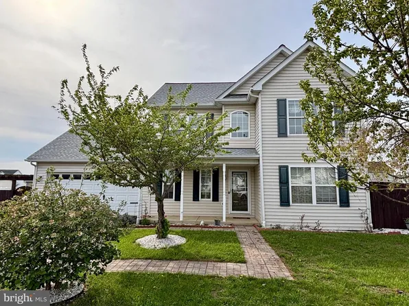 109 Fenimore Dr, Inwood, WV 25428