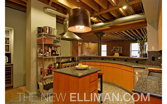 Sold by Douglas Elliman | media 15