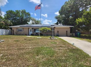 9009 108th St, Seminole, FL 33772