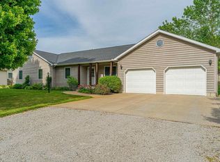 1856 1250th Ave, Lincoln, IL 62656