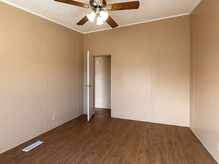 143 Summit Ridge Ln — Photo 9