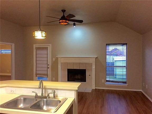 5th image of 1033 Kory Dr