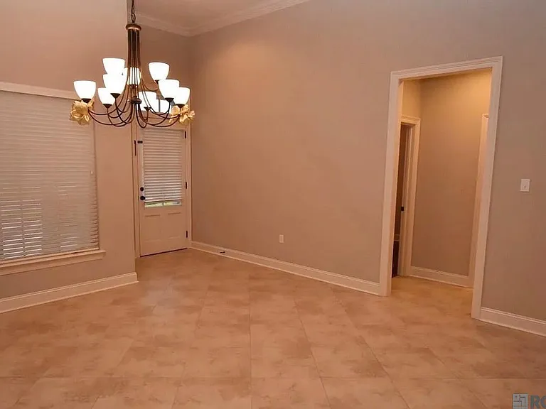 14142 Watercrest Ln — Photo 7