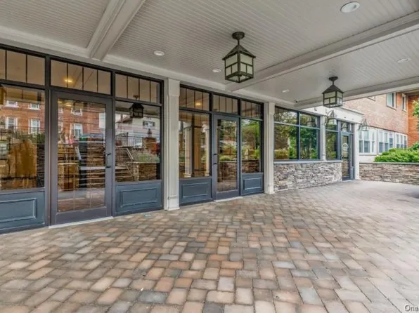 200 Atlantic Avenue #123, Lynbrook, NY 11563