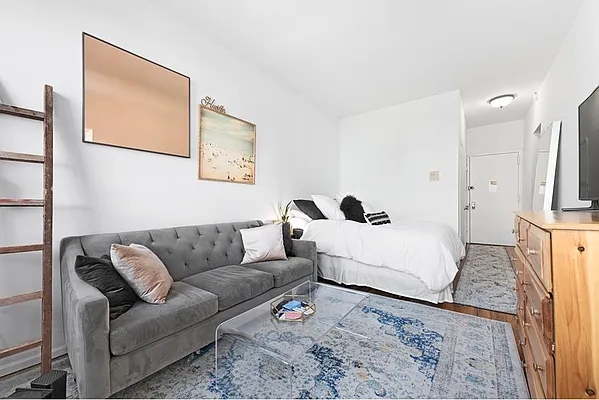 Rented by Douglas Elliman | media 3