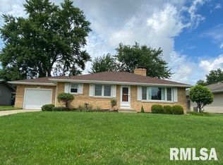 1723 W Clarewood Ave, Peoria, IL